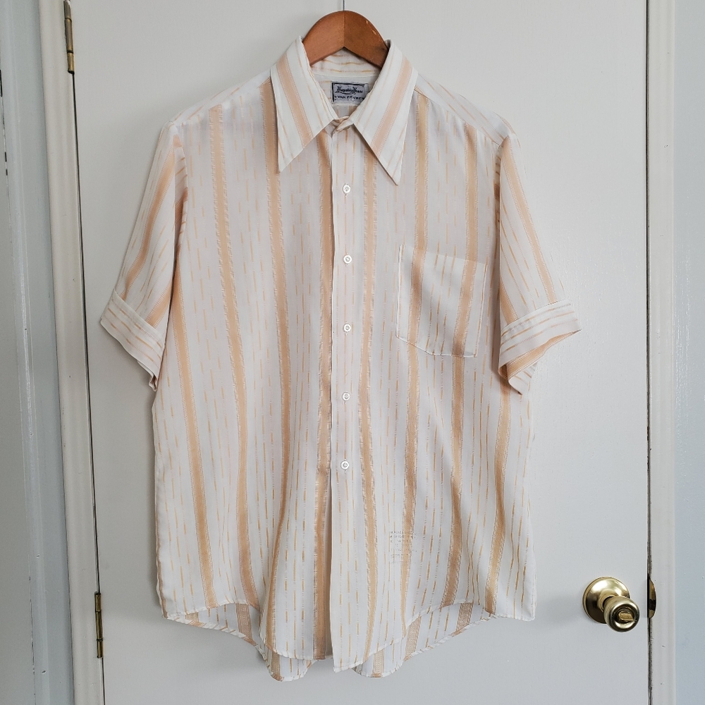 Vintage Hampshire House By Van Heusen